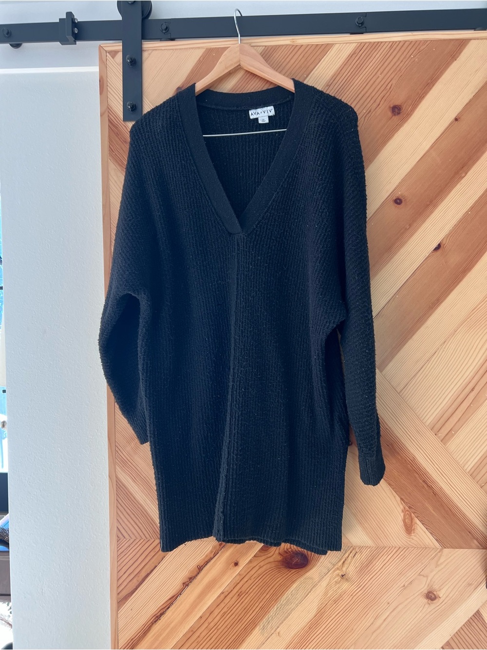 Ava & Viv Black V-Neck Oversized Knit Sweater